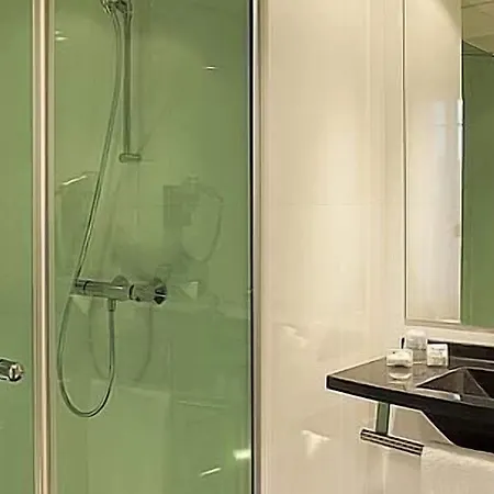 Escale Oceania Nantes Aeroport 3*