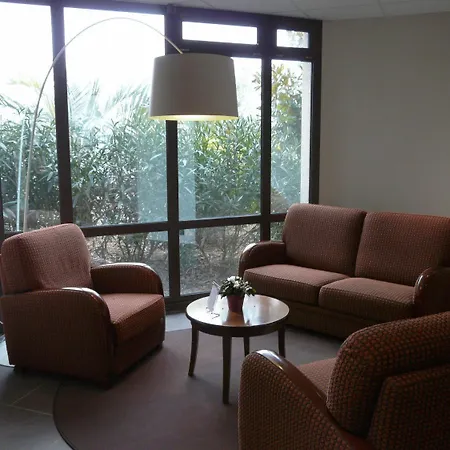 Hotel Escale Oceania Nantes Aeroport 3*